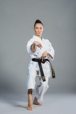 Karategi_Elegant_Gold_kata_1